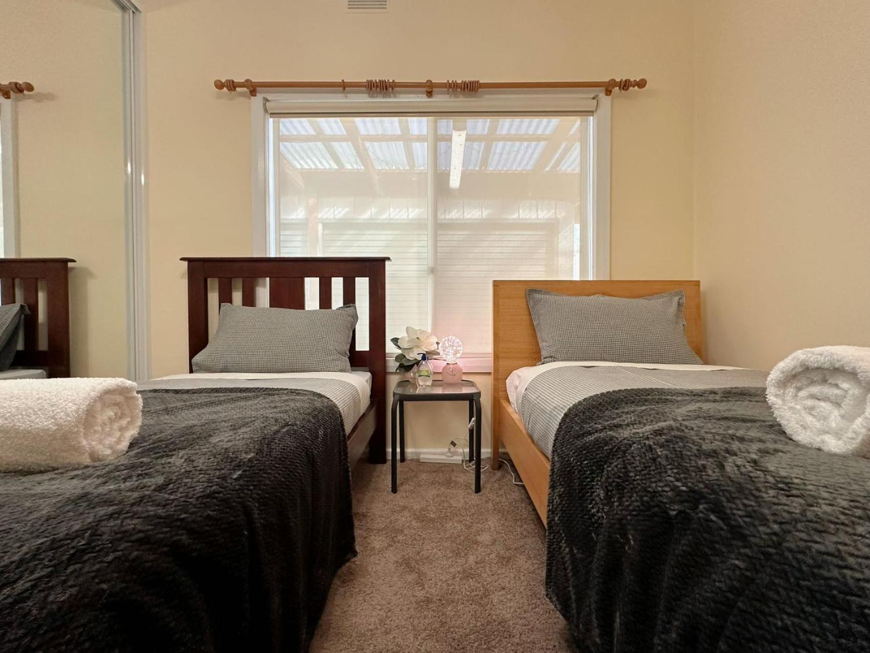 Coleman Comfort Hub - Close To City&Air Port Moonah Luaran gambar